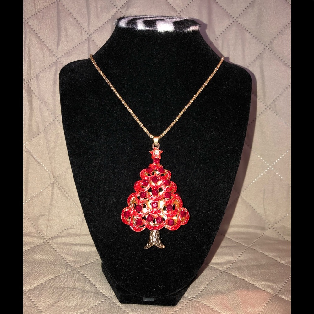 New Christmas Tree Pendant Necklace - Picture 3 of 4